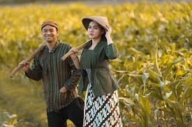 Check spelling or type a new query. 22 Foto Prewedding Ala Jawa