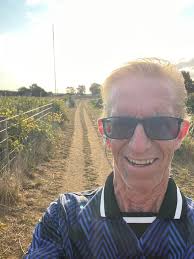 So I was very good yesterday, I managed to stay disciplined and take my  rest day… And as a reward had a nice testing hilly trail run this morning!  😀 I ran