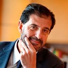 Este mes se cumplen 33 años desde que empecé mi carrera profesional como…