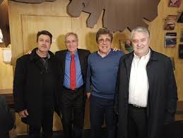 Ο επόπτης υγείας κ.τίγκας ιάκωβος αναφέρει οτι μολύνεται το αίμα στις αιμοδοσίες απο τους εμβολιασμένους με τα εμβόλια mrna.h koινη λογική το λεει αυτο.δεν ειναι εμβόλιο ειναι ενα. Egklhmata Genoys 8hlykoy Sthn Ellada Apo Ton Pano Sompolo Kai Tis Ekdoseis Patakh Politismika 8essalonikhs