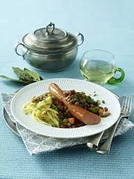Unser Beliebtes Rezept Fur Linsengemuse Mit Saiten Wiener Wurstchen Und Spatzle Und Mehr Als 55 000 Weitere Kostenl Linsen Mit Spatzle Rezepte Spatzle Rezept