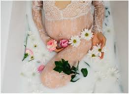 First, there were floral crowns. How To Take Milk Bath Maternity Photos Mommy Diary