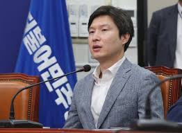 Join facebook to connect with 김해영 and others you may know. í†µí•©ë‹¹ ìµœê³ ìœ„ì›ì´ì—ˆë˜ ì‹ ë³´ë¼ æ–‡ì •ë¶€ ì²­ë…„ì •ì±…ì¡°ì •ìœ„ í•©ë¥˜ ì¤'ì•™ì¼ë³´