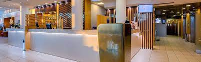 The front desk has multilingual staff standing by 24 hours a day to. Hotel Bei Bologna Holiday Inn Express Bologna Fiera
