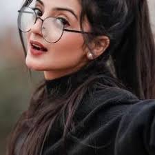 Mariam Singh (Kinfolk_Kreationsg)