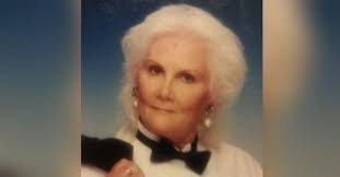 Betty Diaz's Instagram, Twitter & Facebook