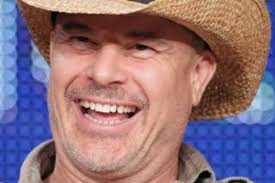 Buyer beware: Treat Peter Lik photo sale with scepticism