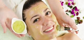 العناية بالبشرة الجافة موضوع