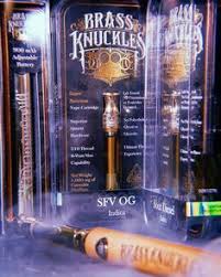 Brass knuckles battery works like a standard vape pen battery with adjustable voltage and single button operation settings: Authentic Bkog