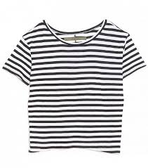 Black And White Striped Shirt And Shorts Real Girl Outfit Ideas For Women Over 40 Black And White T Shirts Outfits With Striped Shirts Black And White Shirt