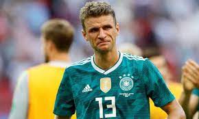 Thomas müller uudelleentwiittasi fc bayern english. Thomas Muller Angry After Joachim Low Says He Has No Germany Future Germany The Guardian