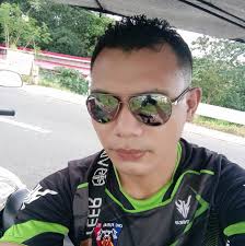 marites na mga pusit😆🦑 #kurtponcecuizon #pamamanasagabi #bisayangmamanay  #viralpost2024 #nightspearfishingphilippines #viralreelsfacebook  #viralreelschallenge #holdingbreath #pamamana #spearoslife