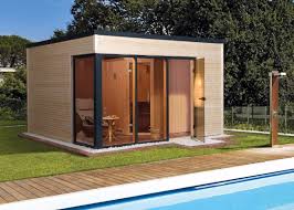 Im garten ist meistens viel fläche vorhanden, aber auch für kleine gärten gibt es eine auswahl an perfekten saunahäusern. Sauna Trends 2019 Entspannen In Der Gartensauna Modern