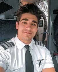 My pilot friend is looking for a job. So far he hasn't landed anything.  🧑‍✈️🛬😊