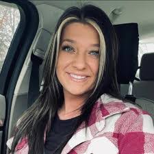 Danielle Jordan's Instagram, Twitter & Facebook