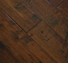 Hardwood Flooring From Johnson Floors Texas Collection Color San Antonio 1 2 Thick And 5 Wide Planks Maple Sp Hardwood Floors Hardwood Wood Look Tile Floor
