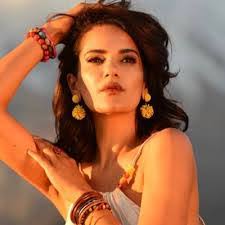 Anwar Amir's Instagram, Twitter & Facebook