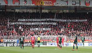 You are on page where you can compare teams wolfsburg vs union berlin before start the match. 1 Fc Union Berlin Vfl Wolfsburg 2 2 Beinahe Spielabbruch Hopp Schmahungen Uberschatten Union Remis