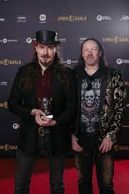 Bassoa nightwishissa soittaa tästä lähtien jukka koskinen, joka on tuttu yhtyeistä wintersun, norther ja cain's offering. A 9nazhwdneifm