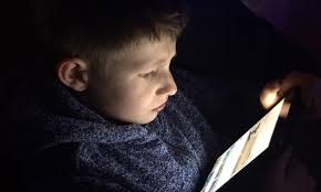 Ultima misiune este moartea, iar, daca jucatorii vor sa paraseasca jocul. Cum Se JoacÄ Balena AlbastrÄ Èi Ce Sarcini Primesc Tinerii Care AcceptÄ Provocarea Antena 1