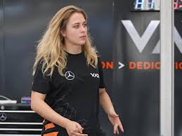 Jun 24, 2021 · frau flörsch, sie starten in dieser saison parallel in zwei meisterschaften. Ausblick Auf 2019 Formel 3 Fahrerin Sophia Florsch Will Wieder Zuruck Nach Macao Svz De