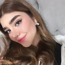 Miranda Vazquez (@Miranda54817361)