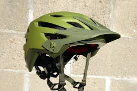 review the bontrager rally mips helmet is the volvo wagon