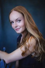 DANIELLE DICKIE ⚡ vrcstudios.com #vrcstudios #londonheadshots  #londonportraiture #headshotslondon #actorslondon #londoncreatives  #londonphotographystudio #danielledickie