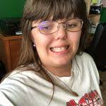 Lori Fick's Instagram, Twitter & Facebook