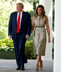 Melania Trump Rings In The New Year Wearing A 4 740 Givenchy Dress In 2020 Melania Trump Dress Givenchy Dress Trump Clothes