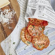 Tomaten Chips Italiano Mit Parmesan Und Pertersilie Selber Dorren Rezept Selbstgemachte Pizza Tomaten Parmesan