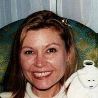 Denise Steffens's Instagram, Twitter & Facebook