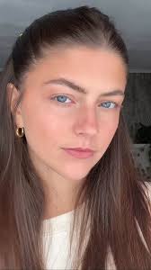 Rosy cheeks felt appropriate🧊 @rhode pocket blush shade sleepy girl #blush  #wintermakeup #rhodeskin