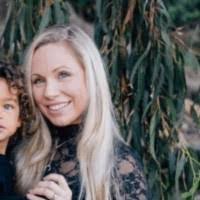 Tiffany Graves's Instagram, Twitter & Facebook