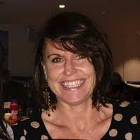 Julie Swift's Instagram, Twitter & Facebook