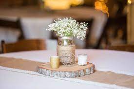 Preparing for your wedding can be stressful, but it can also be a lot of fun if you let your creative thoughts fly! How To Decorate A Wedding On A Budget