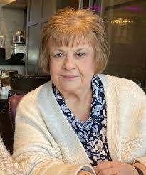 Catherine Mulhern's Instagram, Twitter & Facebook