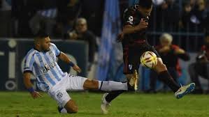 Second half ends, atlético tucumán 0, river plate 1. River Plate Cayo 3 0 Ante Atletico Tucuman Por Duelo De Cuartos De Final De Copa De La Superliga Argentina Rpp Noticias