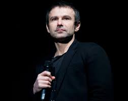 Святослав вакарчук — за крок до неба (оранжерея 2021). Budushee Eto Ne Prikol Svyatoslav Vakarchuk Obratilsya K Ukraincam Nakanune Vyborov Novosti Ukrainy