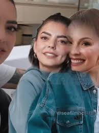 Claudia Bahamon Y Valentina De Viaje