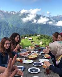 Where is the wettest part of turkey rize? Pokut Plateau Rize Turkey Bluesyemre