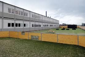 Maybe you would like to learn more about one of these? Fuldt Udstyret Midlertidig Skole Med 23 Klasselokaler Expandia