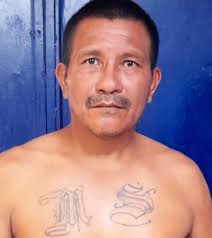 Por agrupaciones ilícitas, detuvimos a Bernabé Cruz, alias el Mago,  pandillero de la MS13 que mantenía en zozobra a los habitantes de San  Marcos. Además, posee antecedentes delictivos desde el 2001 por