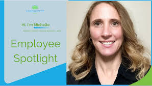 Karen Fehr's Instagram, Twitter & Facebook