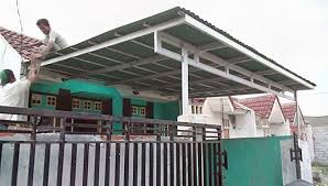 Baja ringan kanal c tampil dengan panjang 6 meter dan ketebalan mulai dari 0,6 mm hingga 1 mm. Kanopi Baja Ringan Bandung 0813 9888 3360 Modern Minimalis