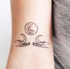 Cheap Sale 60 Off Visit Moon Tattoo Minimalist Small Hands Fashion Tattoos Ink Tattoo Small Tattoos
