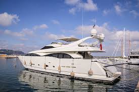 Vessel datails for morning lady: Lady Vanilla Yacht 29m Custom Line 2002 Superyacht Times