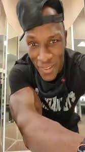 Live @menswarehouse_ 😯 save me bruh!