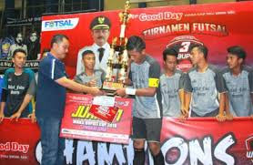 Sekolah yang tergabung dalam mgmp yaitu smkn 1 glagah, smkn kalibaru, smkn darul ulum muncar, smkn 1 wongsorejo, smkn kalipuro, smkn 2 tegalsari. Sman 1 Rogojampi Jawara Futsal Wabup Cup 2019