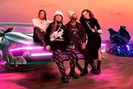 We offer fashion and quality at the best price in a more sustainable way. Kangol X H M Eine Streetwear Kollektion Fur Die Generation Selfmade H M De